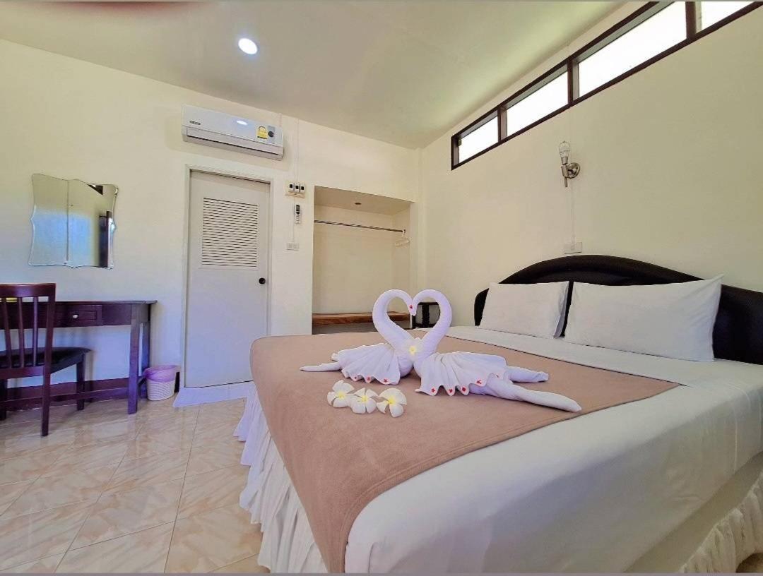Koh Mook Rubber Tree Bungalows Room photo